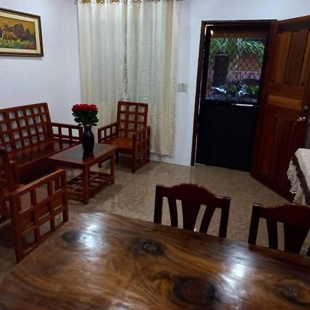 Foxtail Guesthouse Siargao General Luna  Bagian luar foto