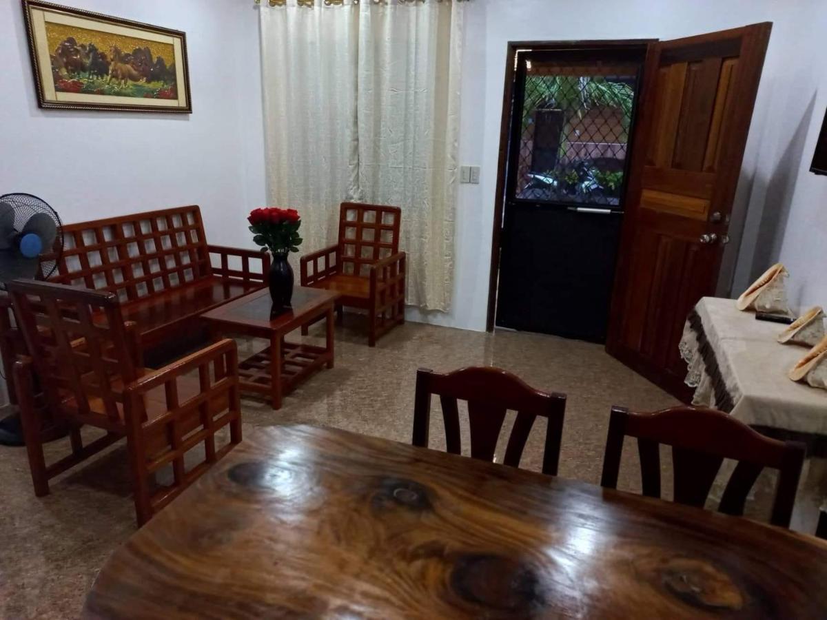 Foxtail Guesthouse Siargao General Luna  Bagian luar foto